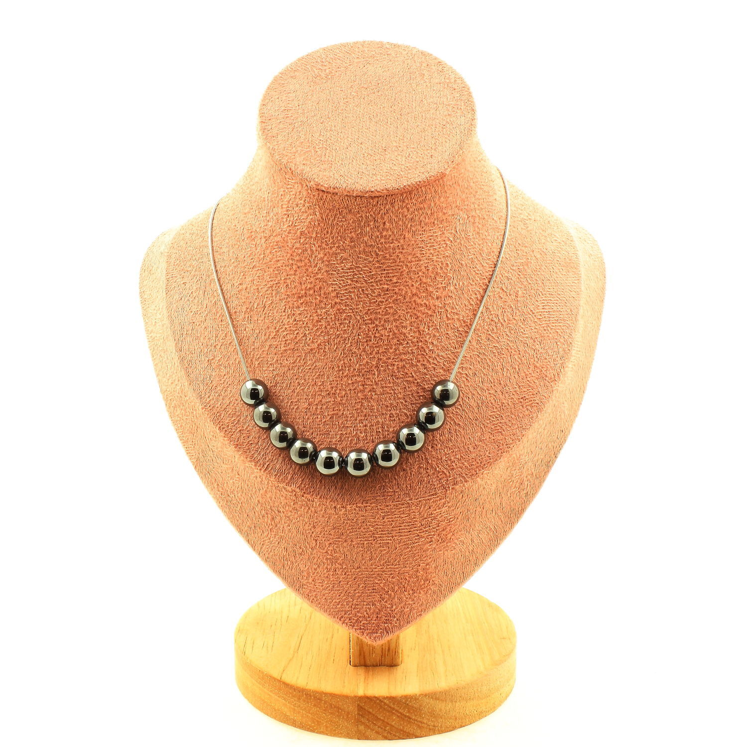 Collier perles hématite 8 mm et chaine acier pour un look élégant au bureau