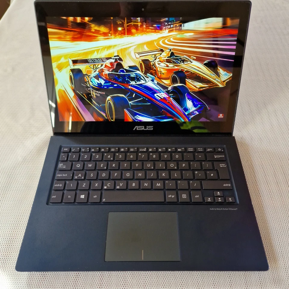 Asus ZenBook UX301L Touchscreen, i7 , 13.3" , Wind 11, 128Gb M2 SSD, 8Gb RAM - Image 2 of 4