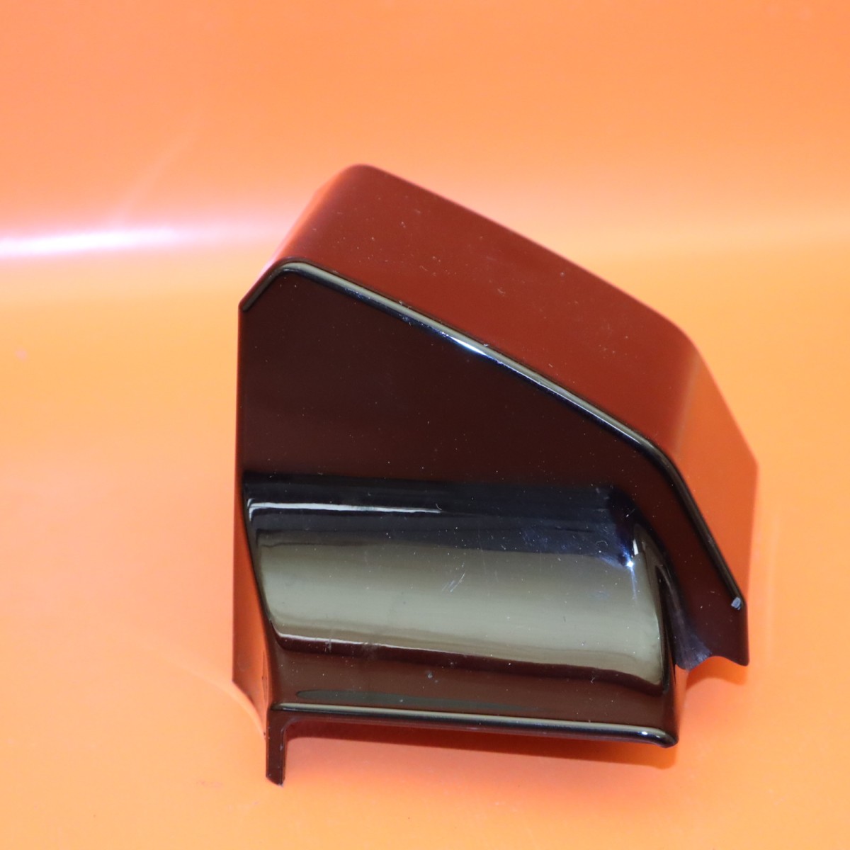Rolls-Royce Cullinan 2017-2022 REAR+LEFT Rocker panel P/N 7452193