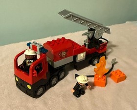 LEGO Duplo Fire Truck #4977 Retired Complete Set