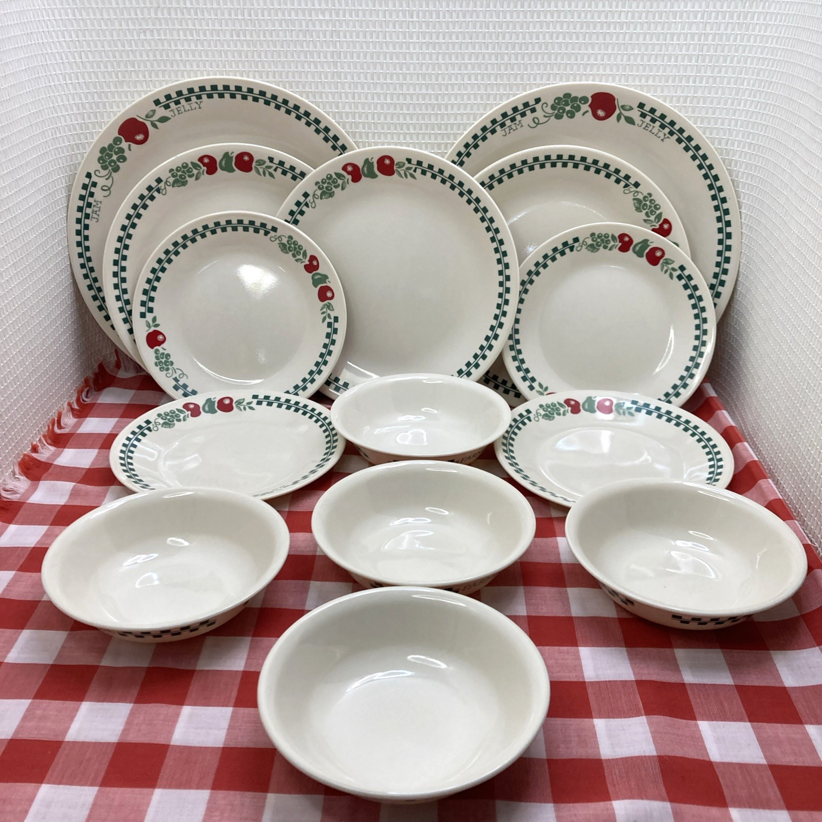 Of 14 Corelle Farm Fresh Dinnerware 2 Dinner 3 Luncheon 4bre