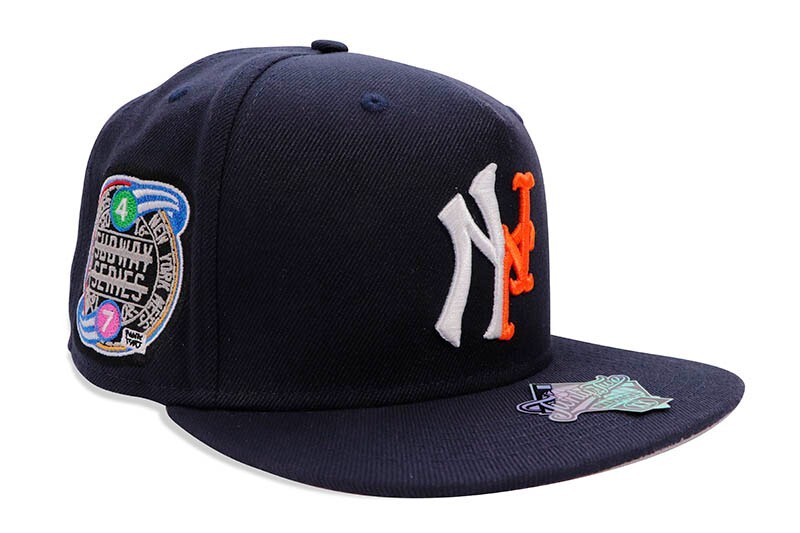 Twnty Two YANKMETS New York Yankees Mets SNAPBACK CAP Hat Twnty Two YANKMETS New York Yankees Mets SNAPBACK CAP Hat