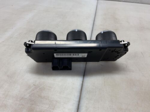 Jeep JK Wrangler Automatic Temperature Control 68197437AA w Hardtop 14-18 161765 - Picture 3 of 7