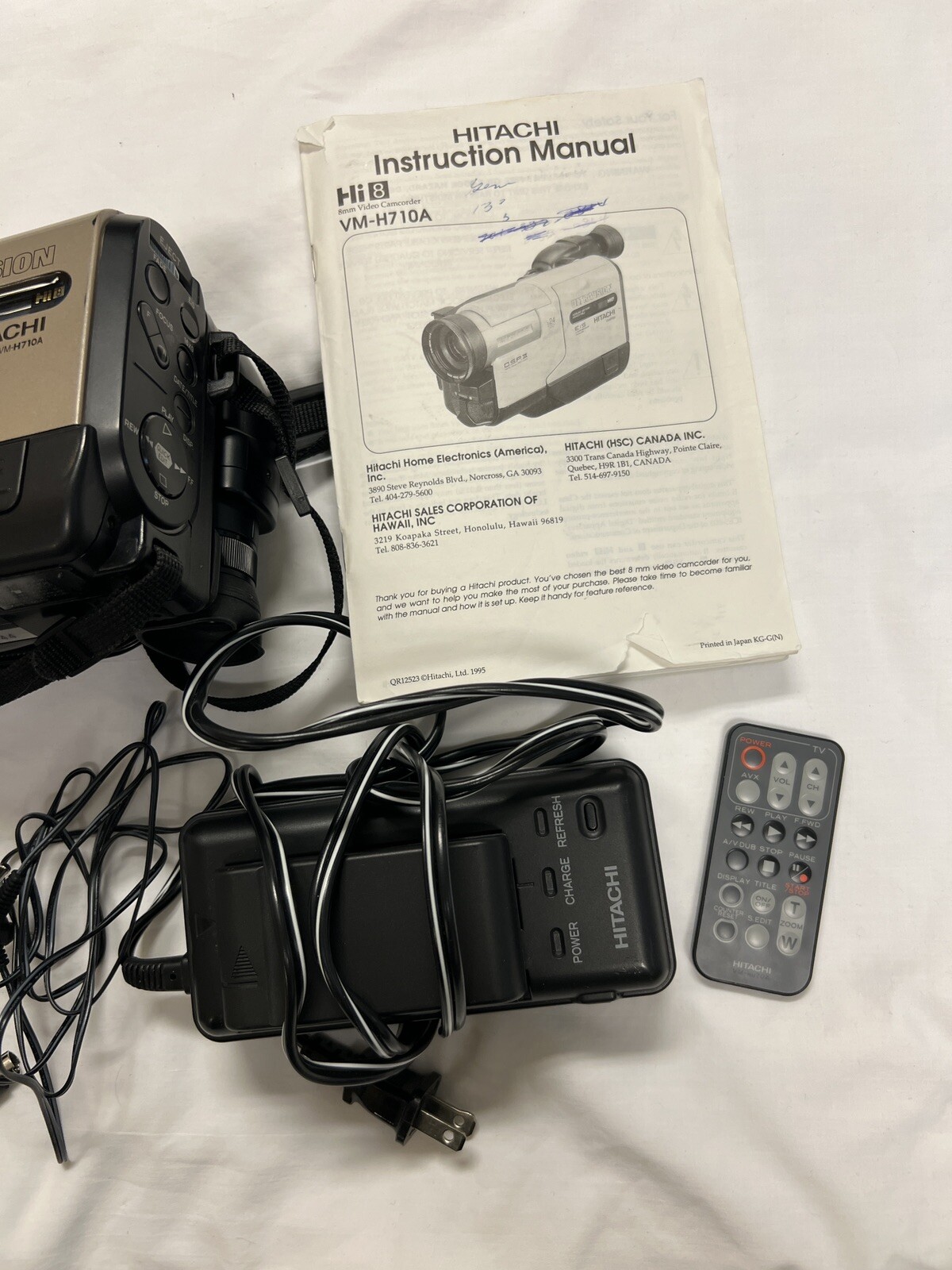 Hitachi VM-H710A Video 8 Hi8 Camcorder Accessories Charger Remote For PARTS ONLY
