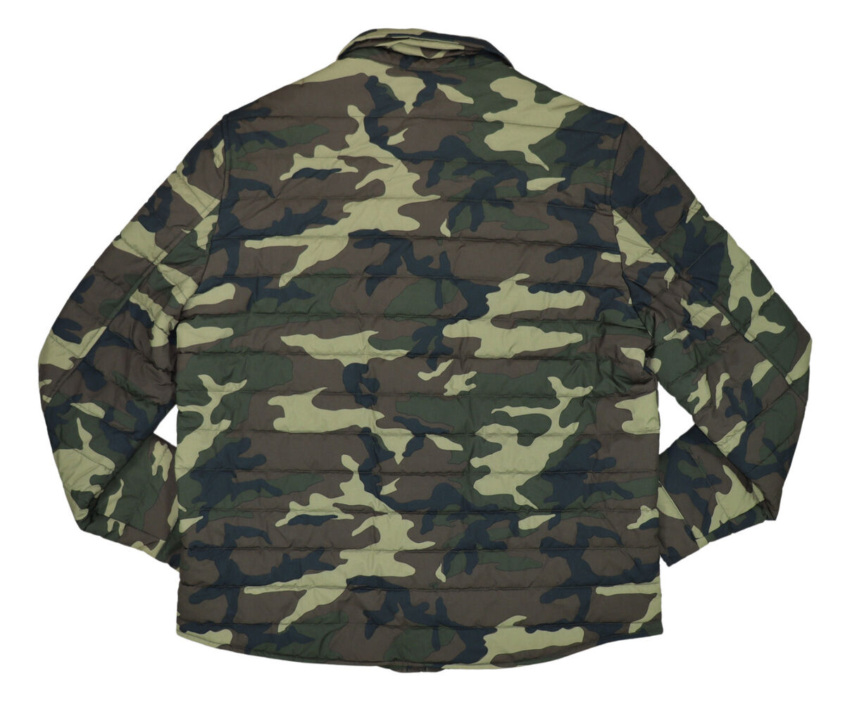 Levi's Camo Print Quilted Shirt Style Full Zip & Snap Front Levi's Camo Print Quilted Shirt Style Full Zip & Snap Front