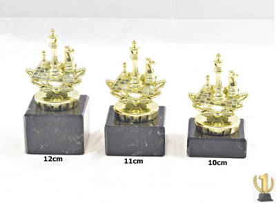 Schach Trophäe/Pokale Resin auf Marmorsockel mit Beschriftung auch Einzeln