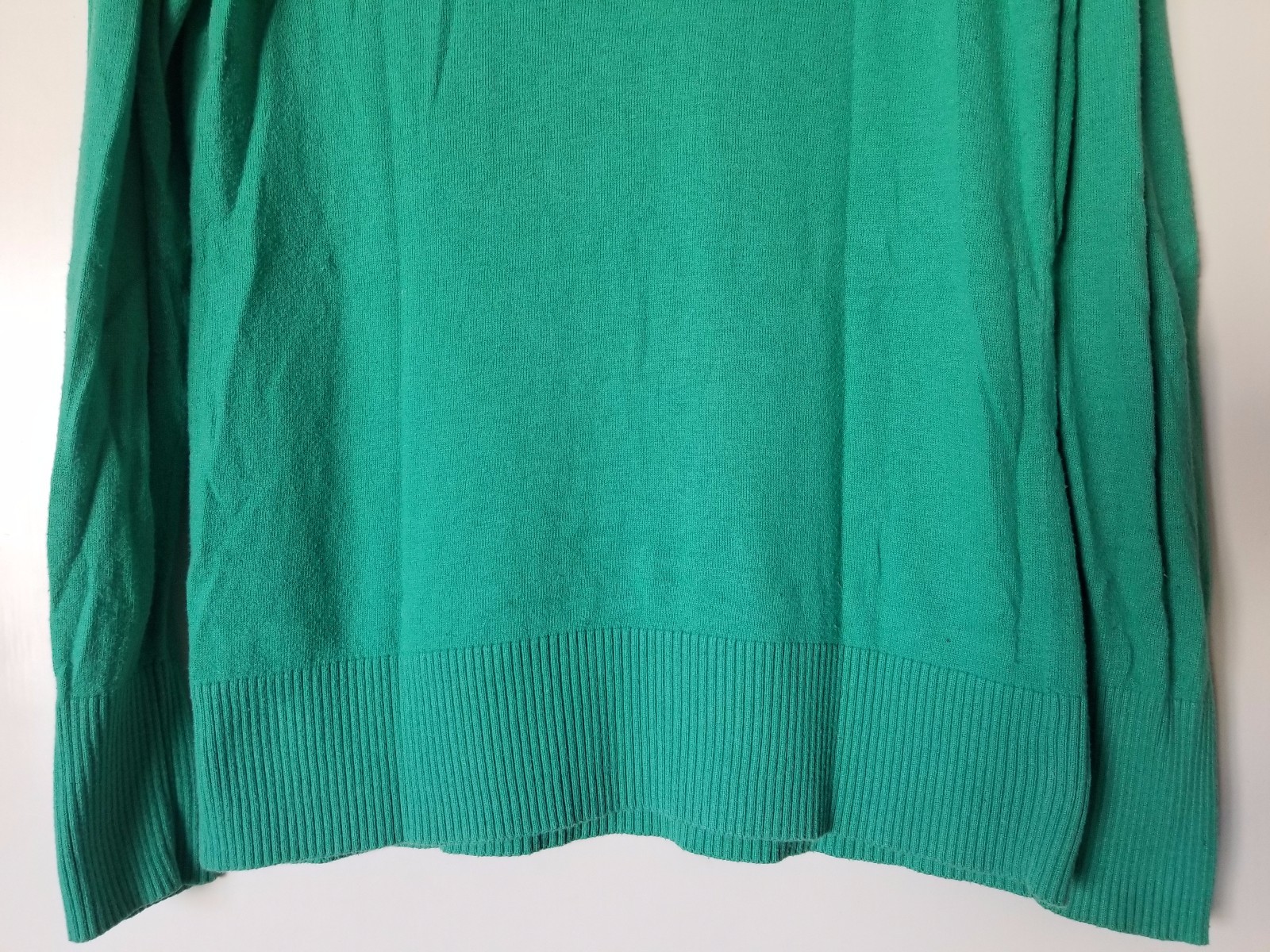Old Navy Basic Solid Green Long Sleeve Classic Ne… - image 8