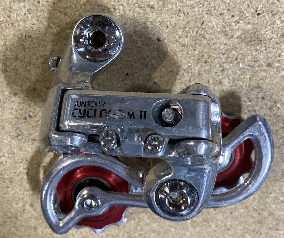 SUNTOUR CYCLONE MARK-Ⅱ Rear Derailleur Suntour Cyclone M-II Rear Derailleur With Red Bullseye