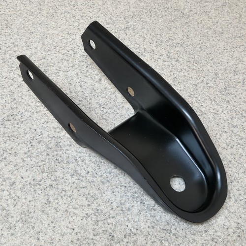 1963-1968 Corvette Front Differential Carrier Mount Bracket NEW - Foto 7 di 8