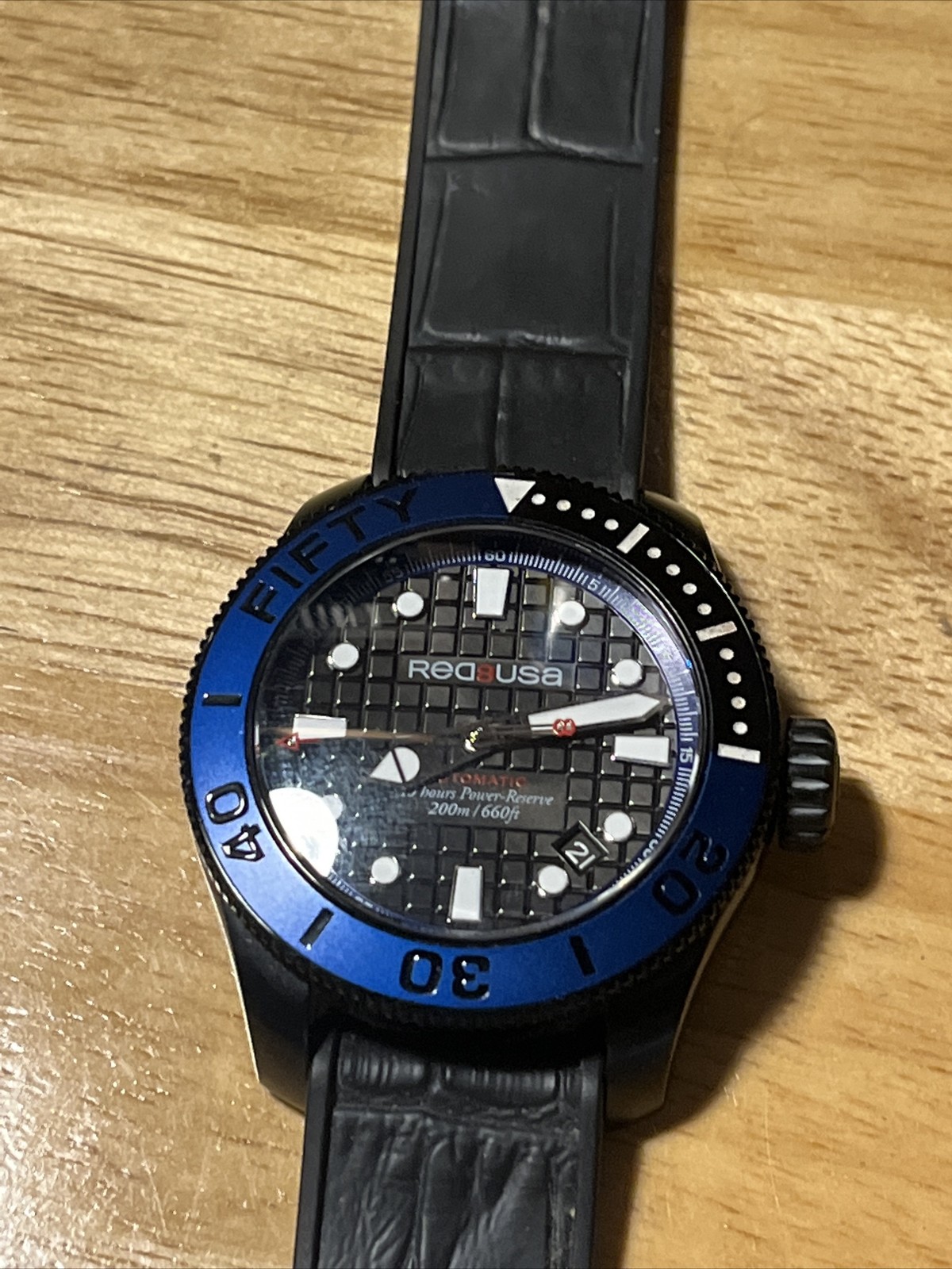 Red8USA   Automatic Dive Watch - image 2