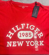 Tommy Hilfiger Men's Red Graphic Logo Crew Neck Short Sleeve T-Shirt Size L