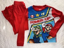Super Mario Pajamas Set Boy s size 6 Power Up Nintendo Luigi Long Sleeved Gamer