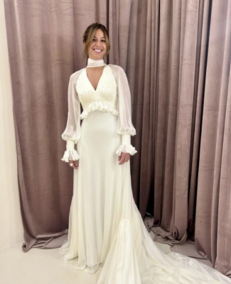 Simple Chiffon Wedding Dresses V Neck Puffy Sleeve A Line Sweep Train  BridalGown | eBay