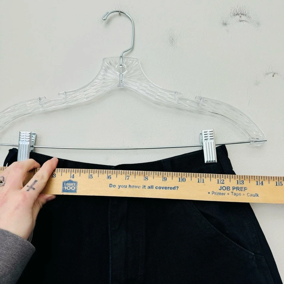 Pantalones Cortos Denim Brandy Melville J. Galt Negro Talla Pequeña Talla 26 Foto 2 de 4