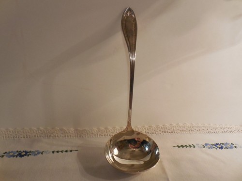 Antique Extra Coin Silver Plate 4 by Oneida 11" Silverplate Ladle Discontinued - Picture 2 of 5