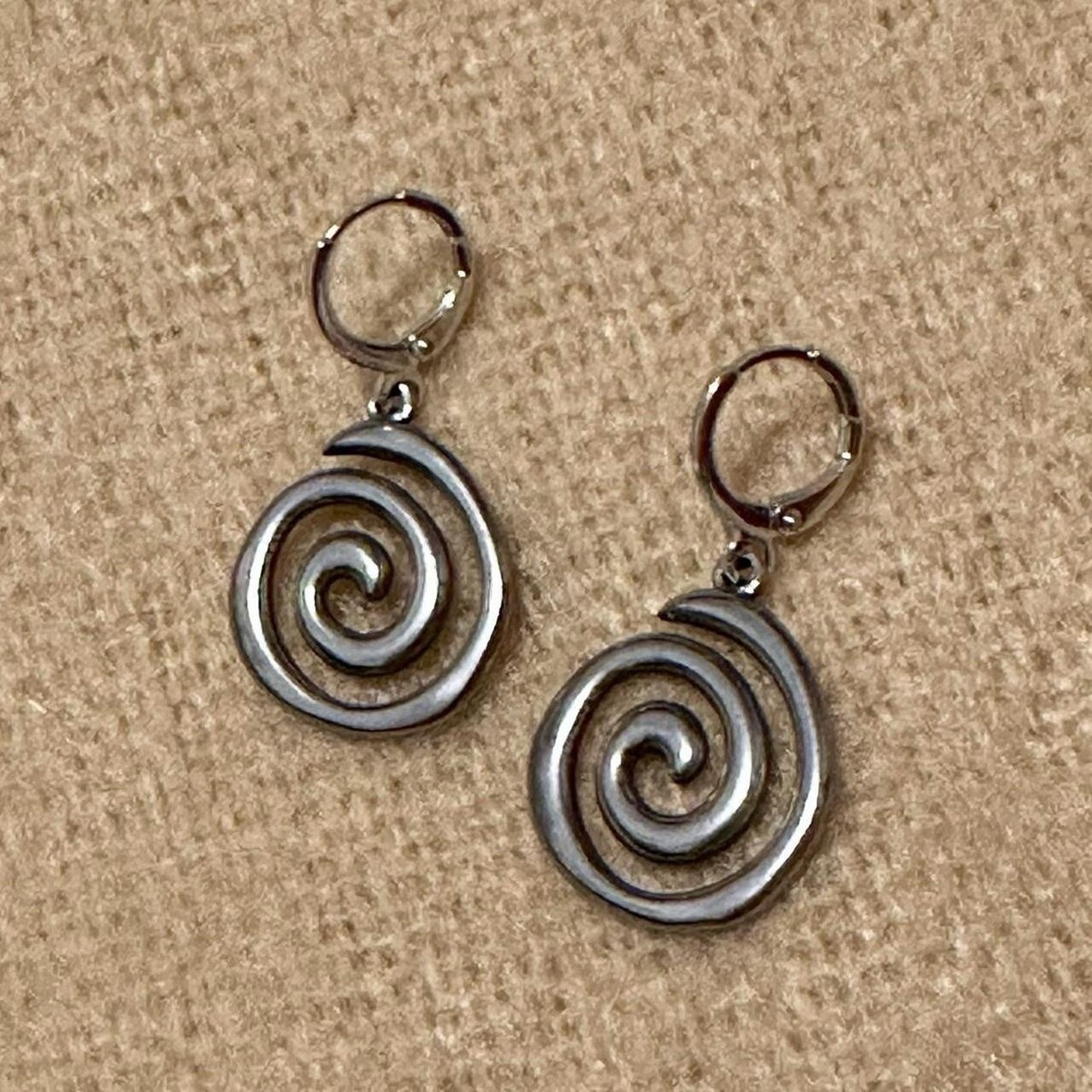 アクセサリー OPIUM- grunge spiral silver necklace Y2K OPIUM- grunge spiral silver necklace Y2K - メルカリ