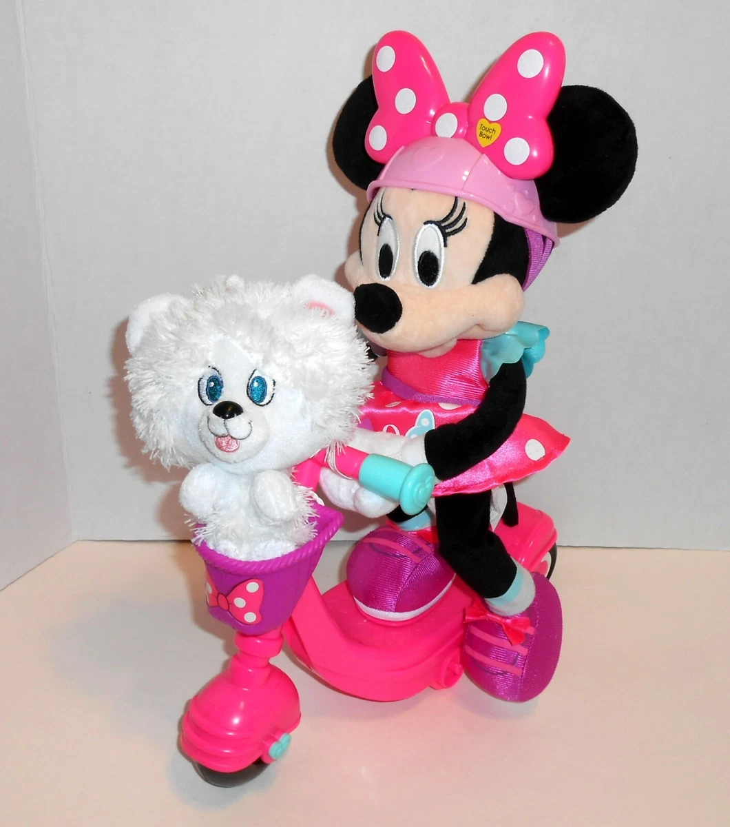 Sing & spin 2024 scooter minnie plush