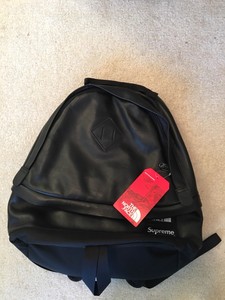 mochila north face supreme