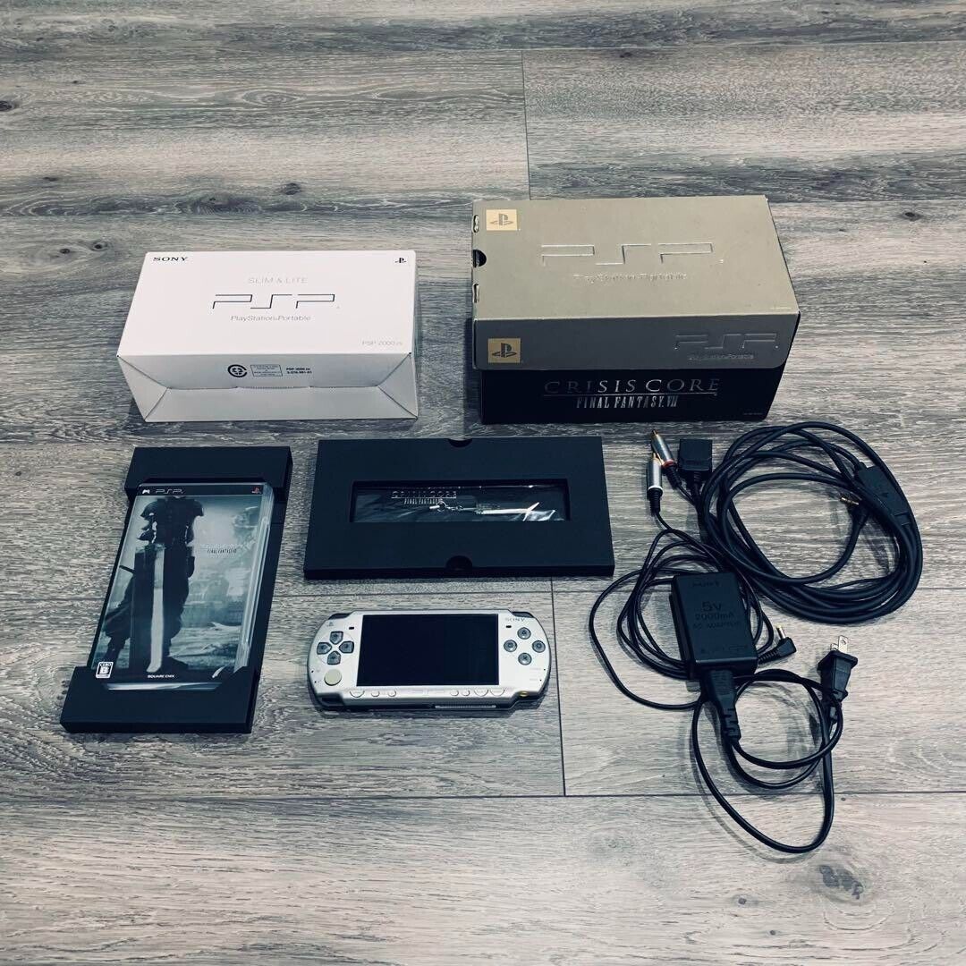 PSP 2000 Crisis Core Final Fantasy 7 FF VII 10th Anniversary PSP 2000 Crisis Core Final Fantasy 7 FF VII 10th Anniversary