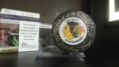 Bobby Hull Signed Chicago Blackhawks Hockey Puck With JSA Certificate Of Authenticity