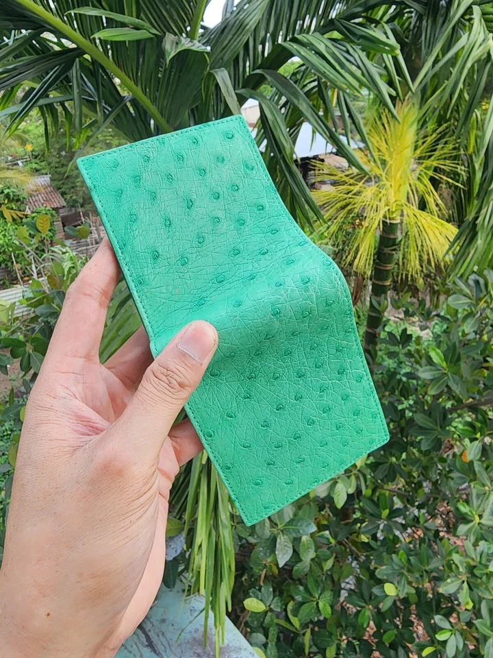Green 100% Genuine Ostrich Body Leather Skin Men's Bifold Wallets,Handmade - Image 3 of 4