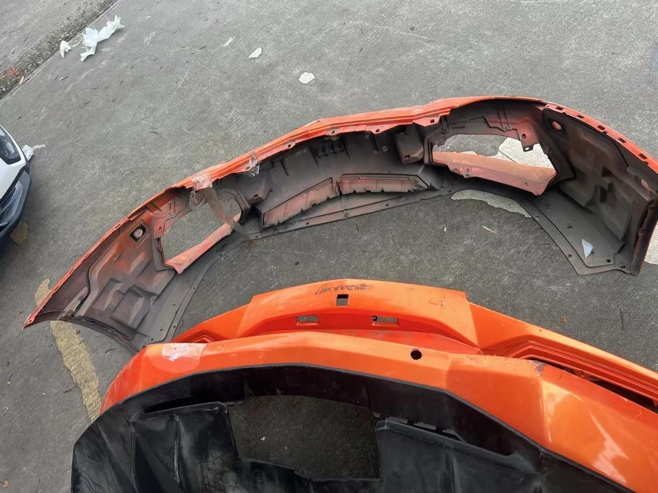 Parachoques delantero y trasero Lamborghini Aventador LP700 2010-2014 CON Parktronic 4708071 Foto 4 de 4