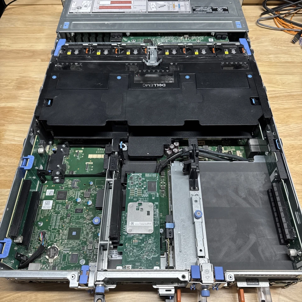 Dell PowerEdge R740XD Rack Server 2x 6130 Rails & Cable Arm Included - Image 3 of 4