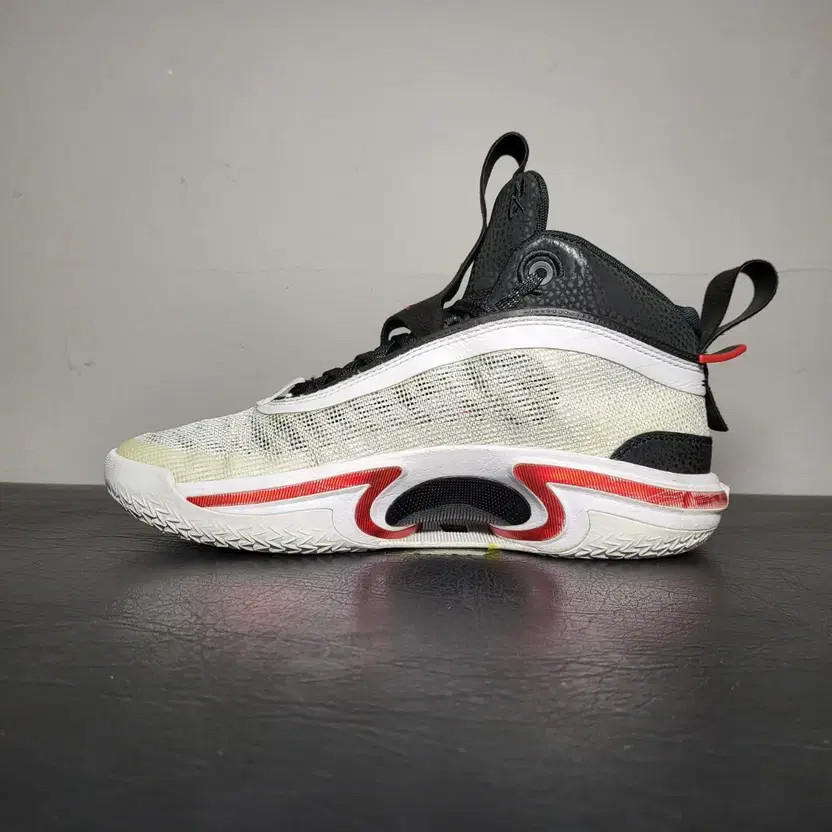 Nike Air Jordan Sneakers 255mm - Lightly Used thumbnail 10