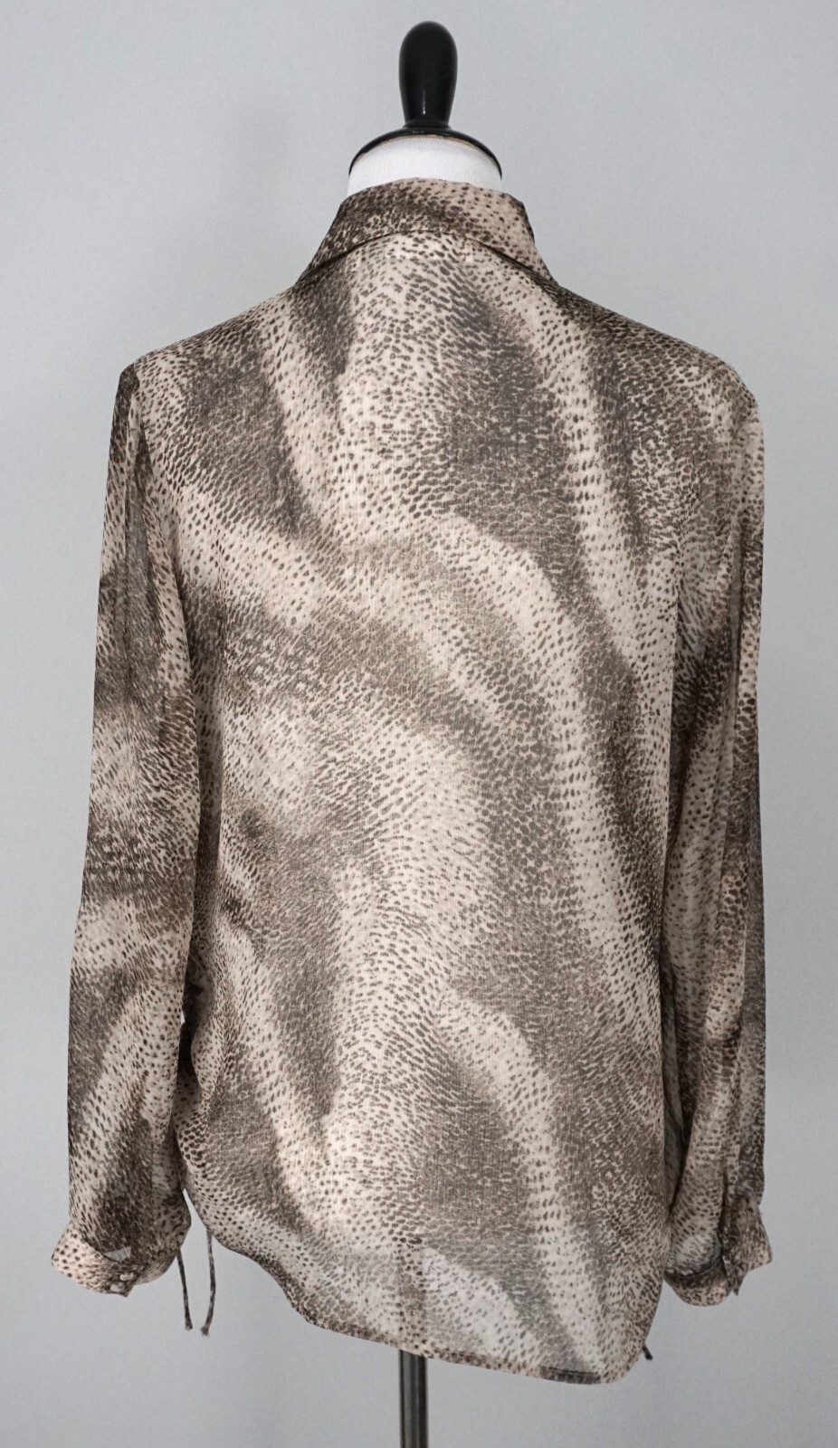 CHICOS Tan Button Front Sheer Collared Blouse Top… - image 3