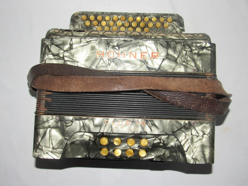 09J9 ANCIEN INSTRUMENT DE MUSIQUE ACCORDEON HOHNER CLUB II B VICTORIA BON ETAT - Photo 4/4