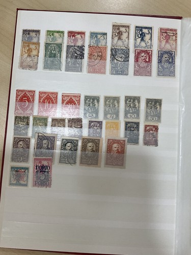 Briefmarken Jugoslawien, Jahrgang bis Moderne, 2 Einsteckbücher, 1 defekt #z937 - Bild 20 von 23