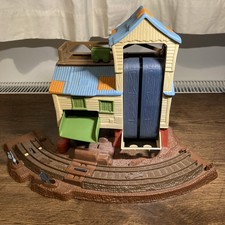 R 9634 Thomas TrackMaster Zip Zoom Logging Adventure Sawmill - TESTED & WORKING