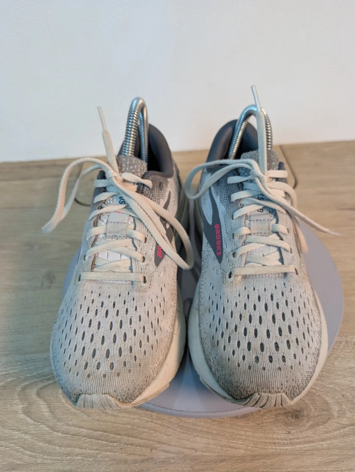 Brooks Ghost 16 Women's Running Shoes 8 1204071B006 Sneaker Gray Pink Athletic - Image 3 of 4