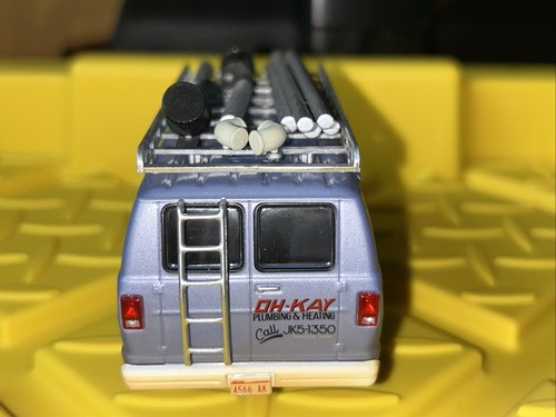 Greenlight Hollywood Home Alone 1986 Dodge Ram Van 1:43 Scale RARE Loose 1/43 - Picture 4 of 6