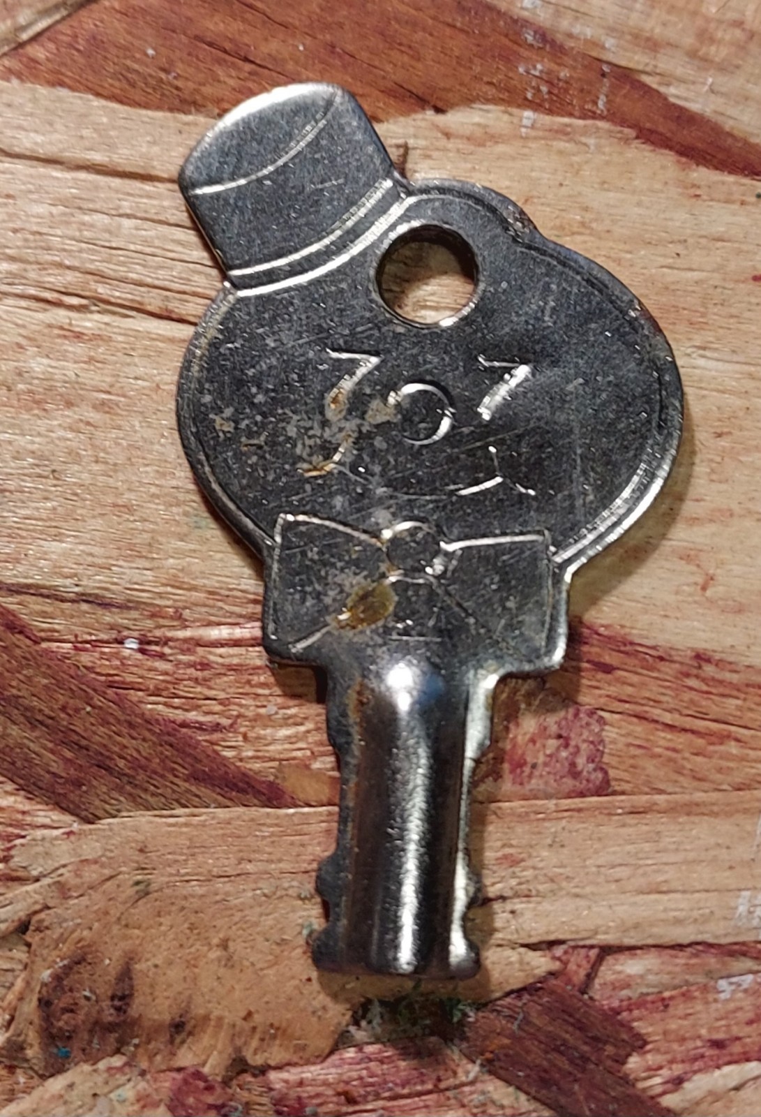 Vintage American Tourister Luggage 707 Duette Bellhop Key