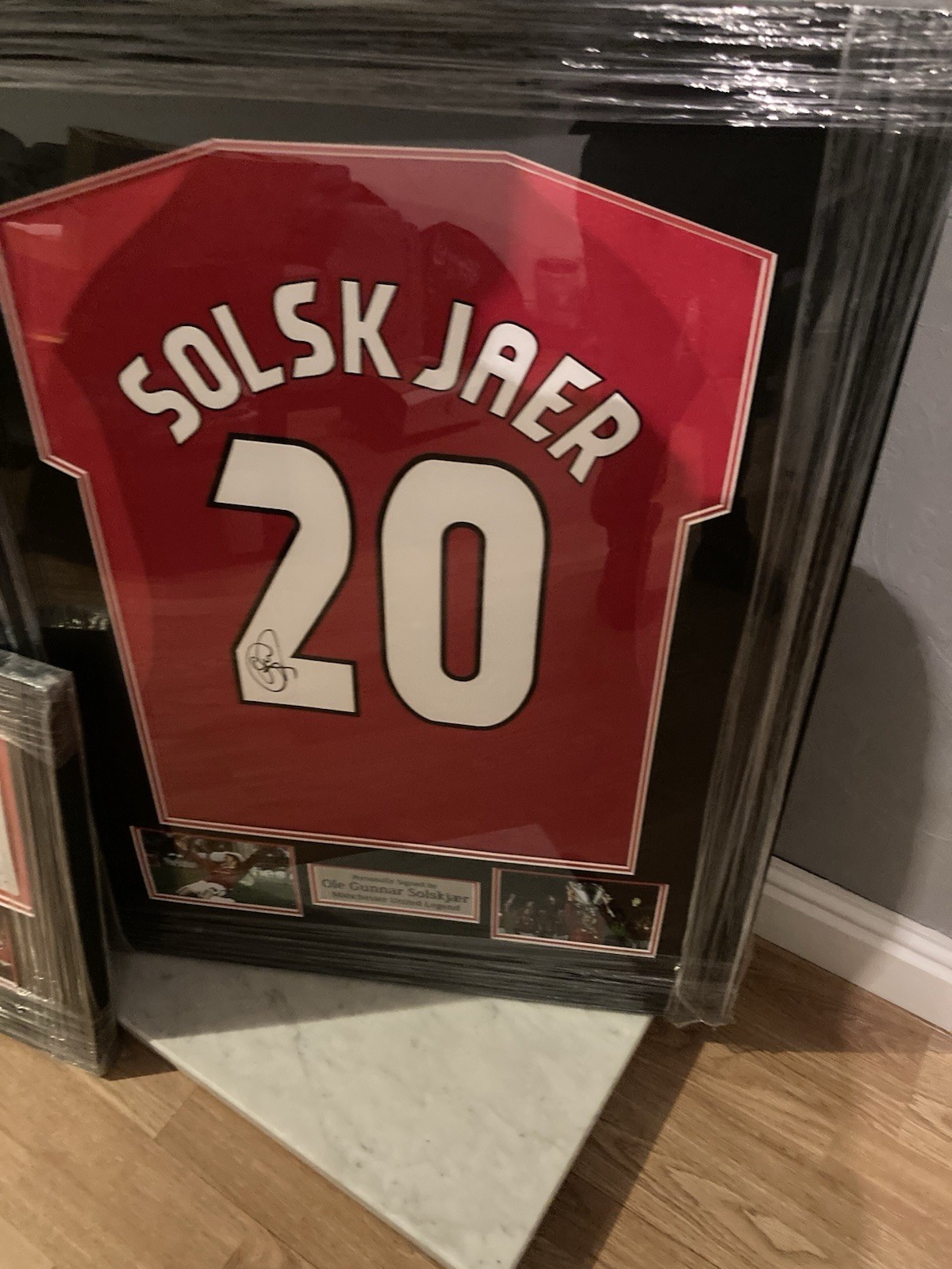 Ole Gunner Solskjaer Signed Framed Shirt