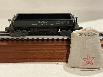 Lionel Automatic Dump Car,  #3469 Lionel Lines, Black W/ COAL  NICE 