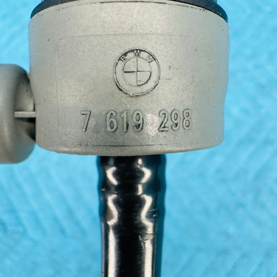 BMW 650i 2012-2017 línea de ventilación del tanque de combustible con válvula OEM 7619298 Foto 2 de 4