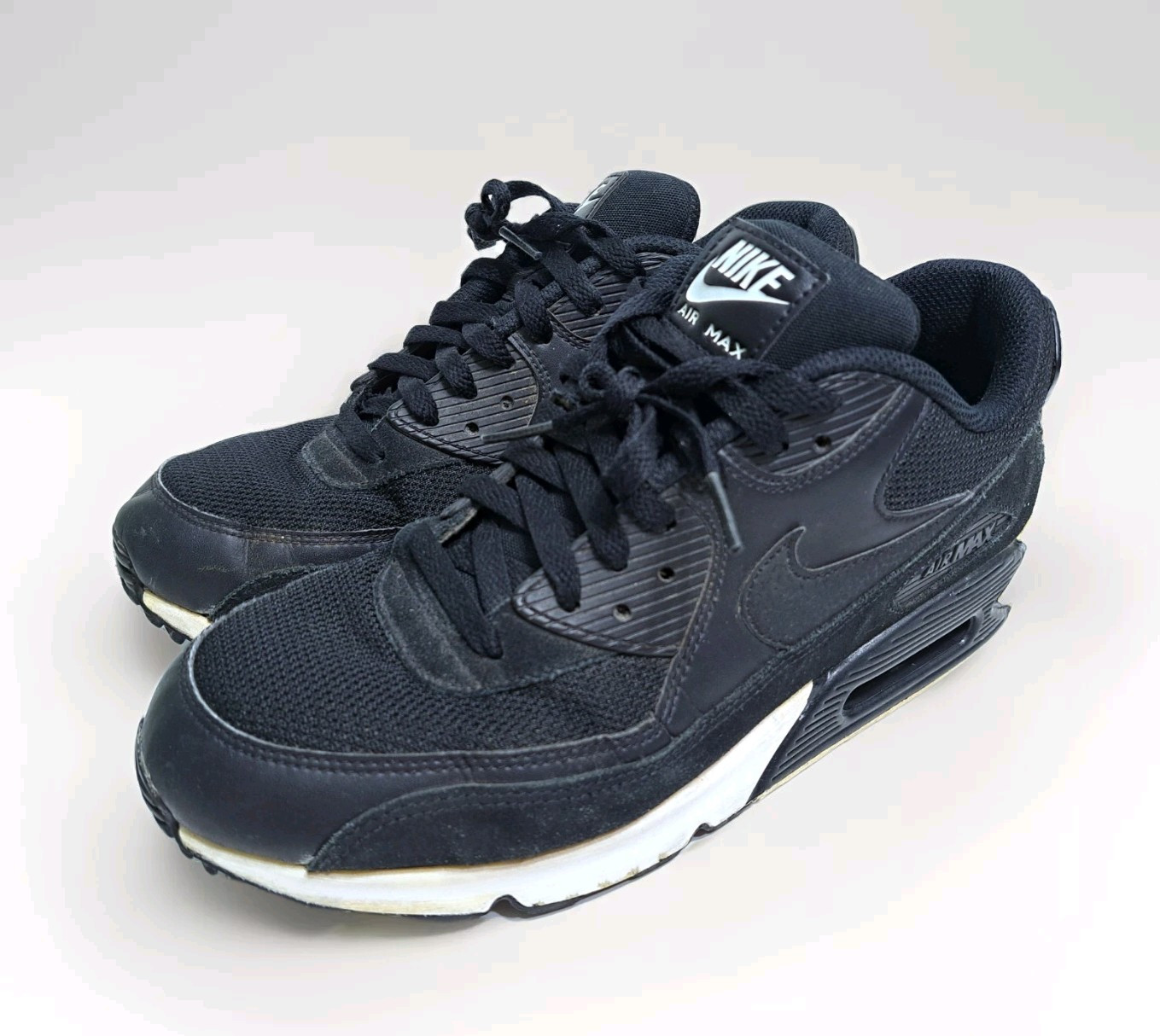 Black White Retro Suede