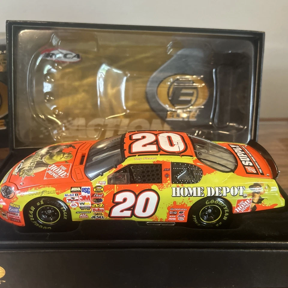 Tony Stewart #20 SHREK 2 - HOME DEPOT 2004 ELITE NASCAR 1 of 1500 1:24 Diecast - Image 2 of 4
