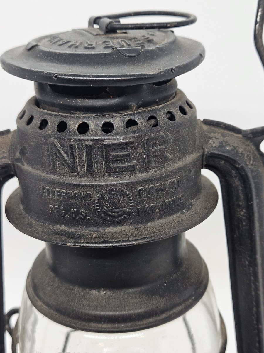 Antique Nier Feuerhand No. 275 Kerosene Railroad Lantern Antique Nier Feuerhand No. 275 Kerosene Railroad Lantern