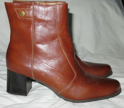 naturalizer narrow boots