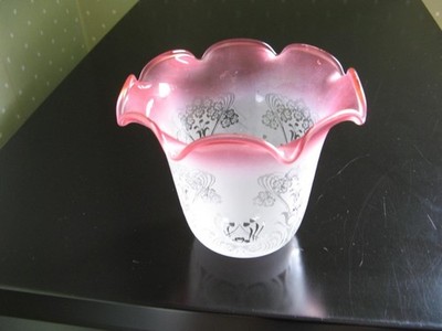 Lampenschirm aus Glas. Rüschen, Glocke, Kutte, weiß mattiert Vintage selbst wählbar