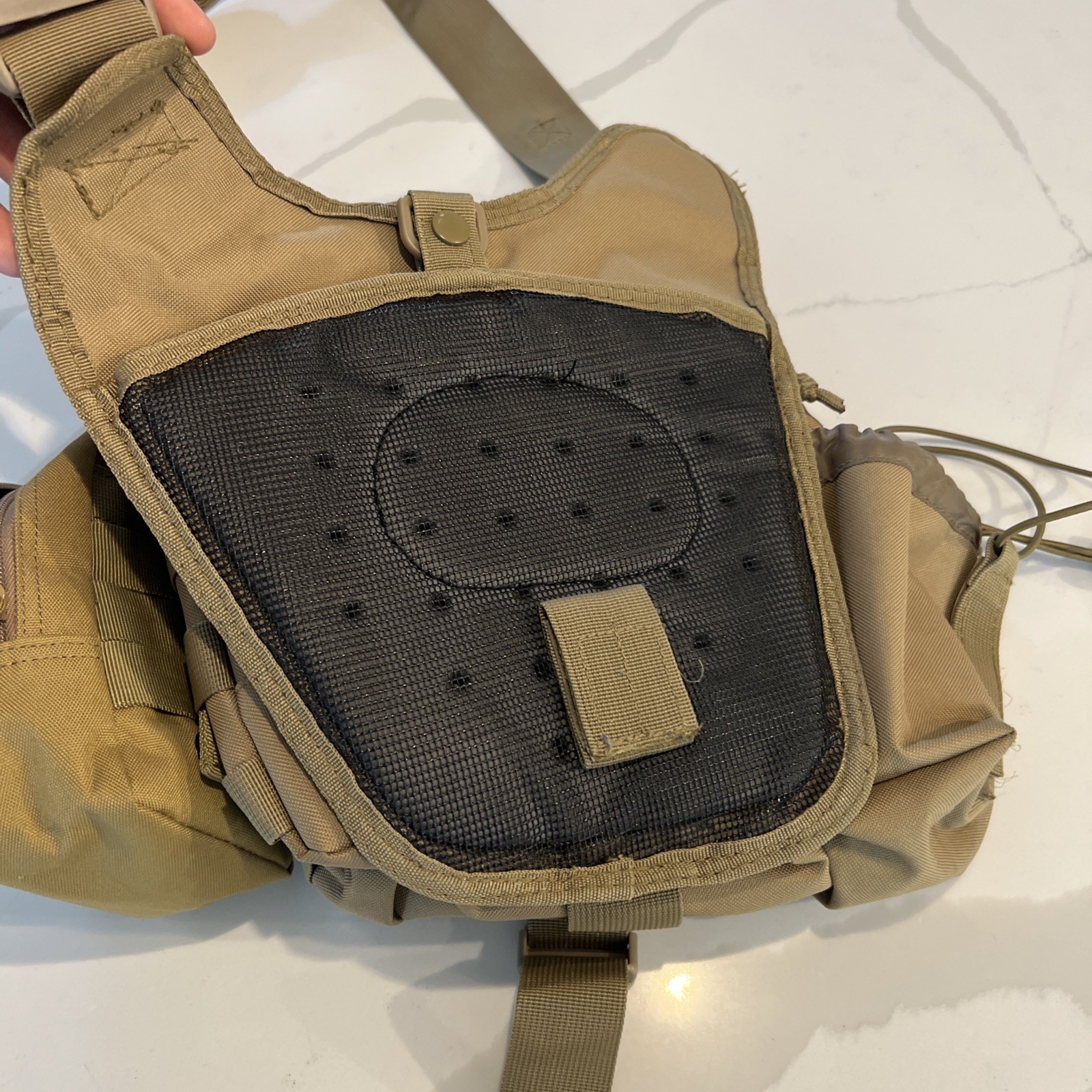 New Red Rock Outdoor Gear Hipster Sling Bag - Coyote 80138COY