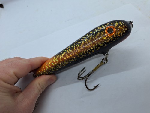 Leurre Musqué Hot Tails Glider Stubby - 4.45" - Orange/Noir - Occasion