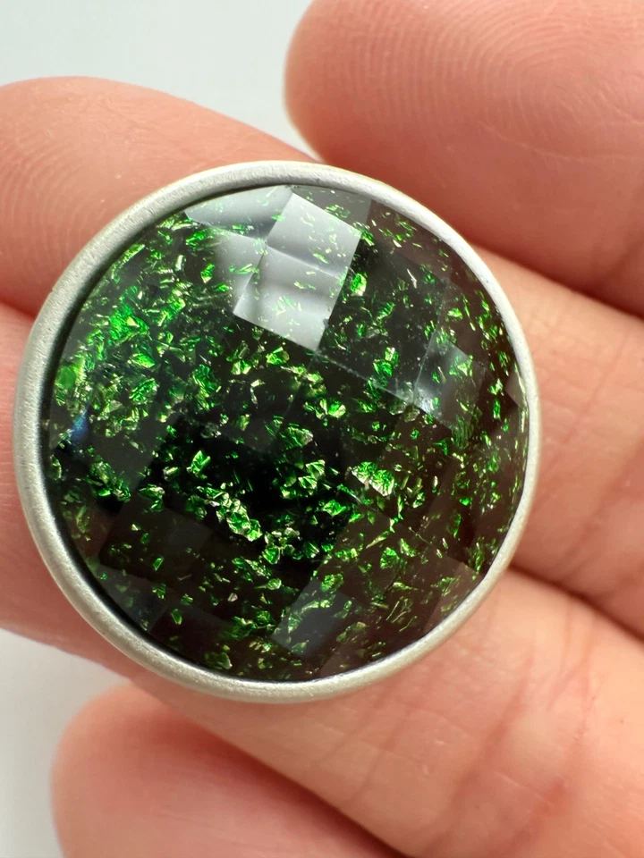 22mm Green Silver Crystal Flake Matte Silver Metal Buttons 6PC - Image 3 of 4