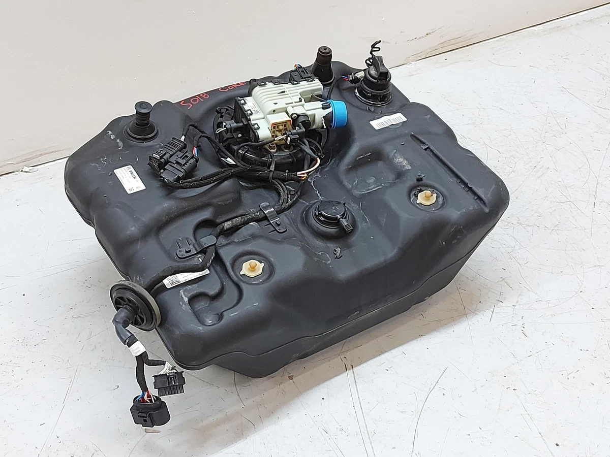 13-15 Mercedes GLK250 204 Exhaust Fluid Tank *broken Nipple 