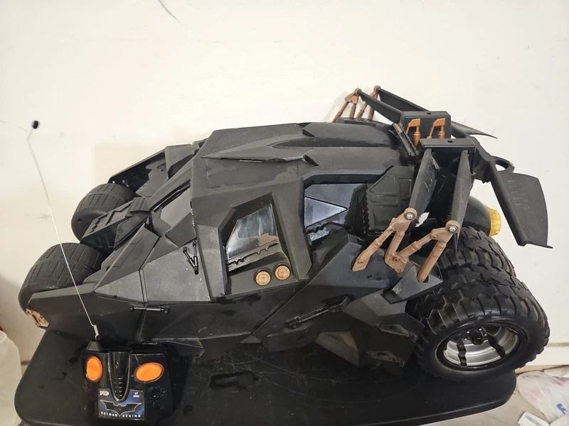  controle remoto batman begins tumbler carro 