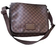 Louis Vuitton Brooklyn PM Umhängetasche, Original