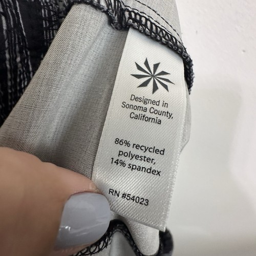 Athleta Jogger Pants 4 Black White Ariel Aspire Lightweight Pull on Zip Pockets - Picture 8 of 10